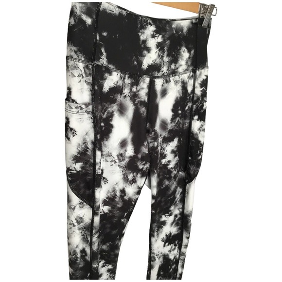 New S.O.I. Collection Tie Dye Leggings Cell Pocket High Rise Support Black M - Picture 3 of 8